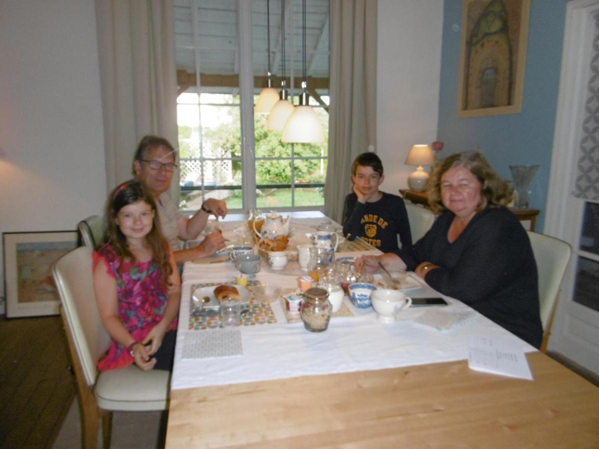 Le Chat Qui Peche B&B Chateauneuf-la-Foret ภายนอก รูปภาพ