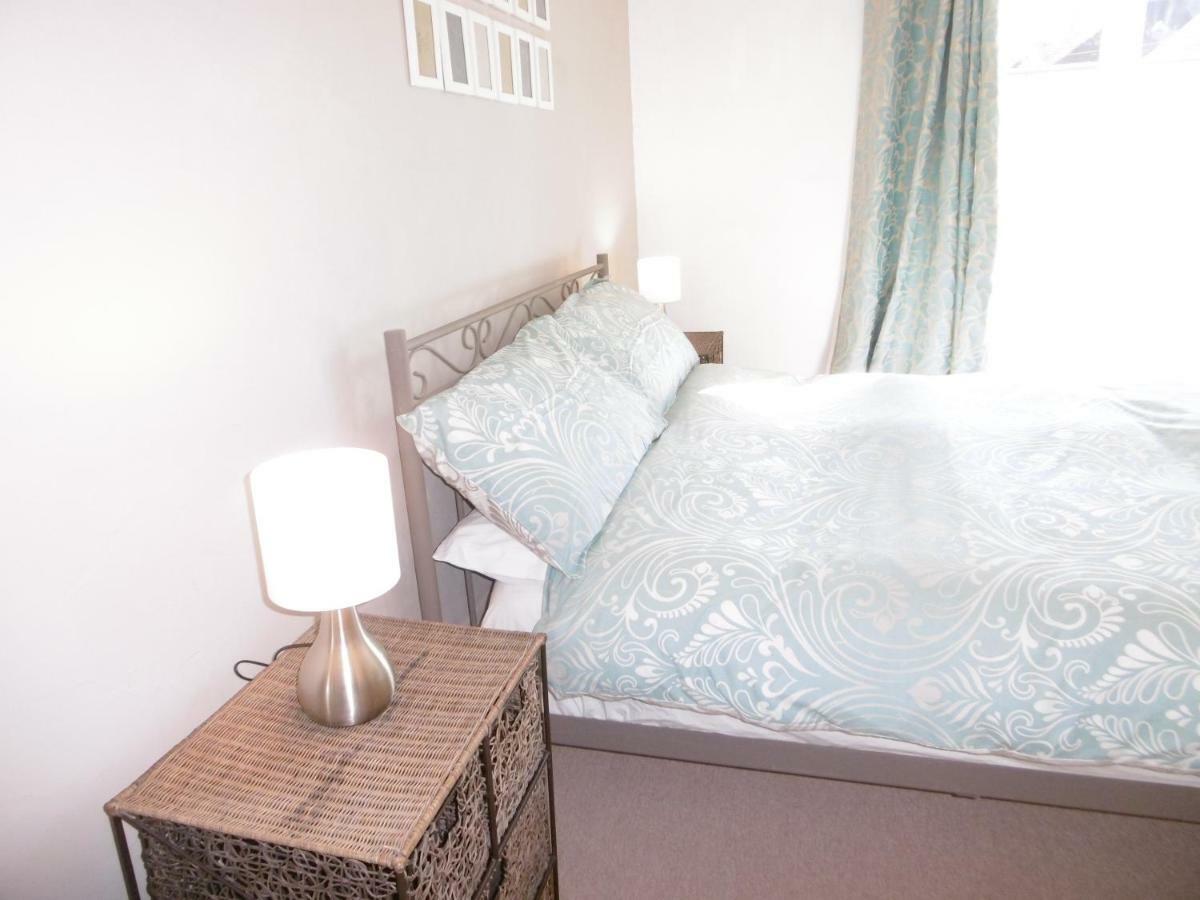 Le Chat Qui Peche B&B Chateauneuf-la-Foret ภายนอก รูปภาพ