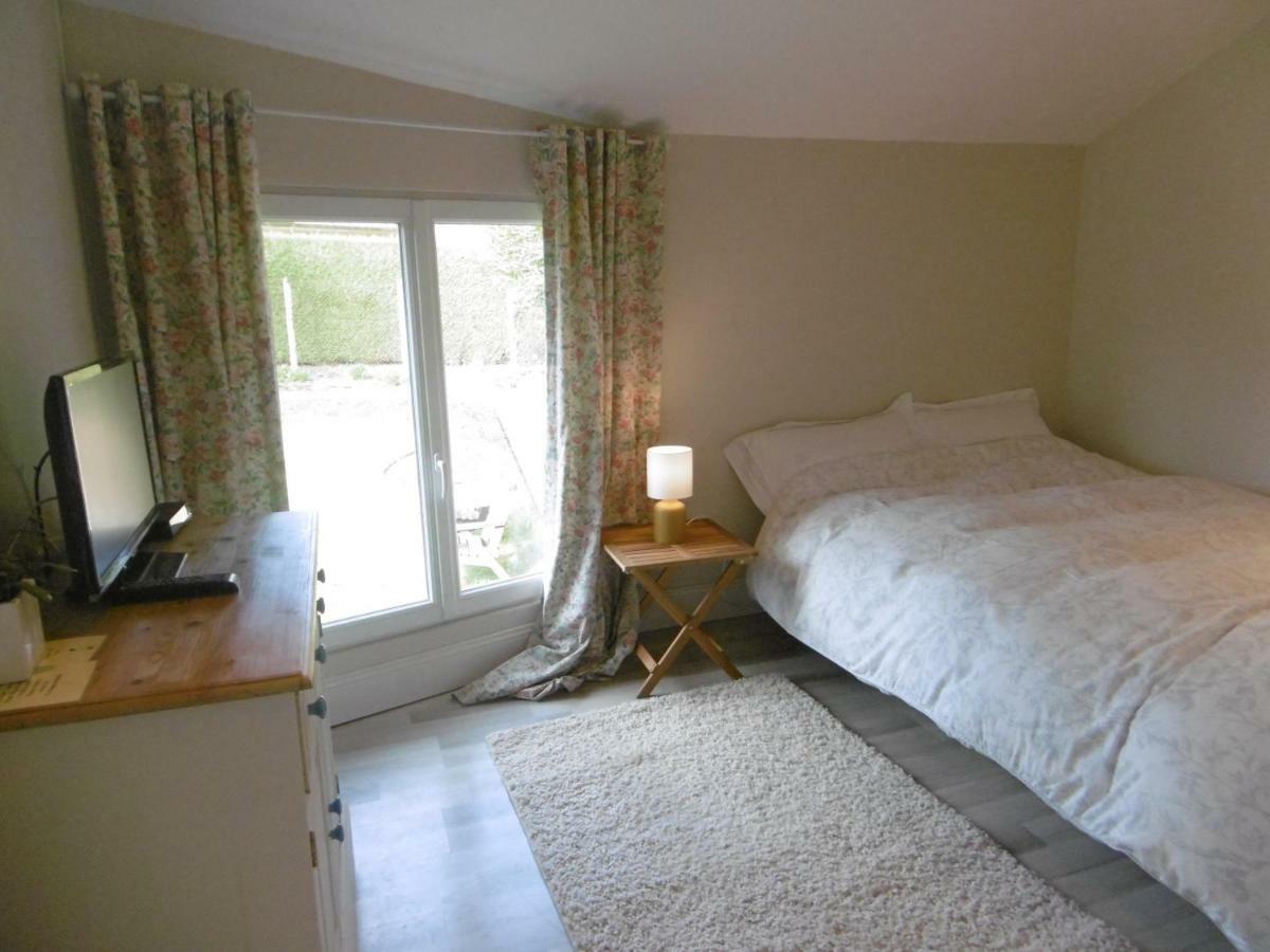 Le Chat Qui Peche B&B Chateauneuf-la-Foret ภายนอก รูปภาพ