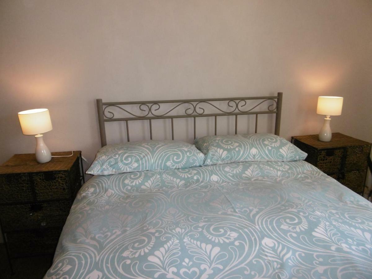 Le Chat Qui Peche B&B Chateauneuf-la-Foret ภายนอก รูปภาพ